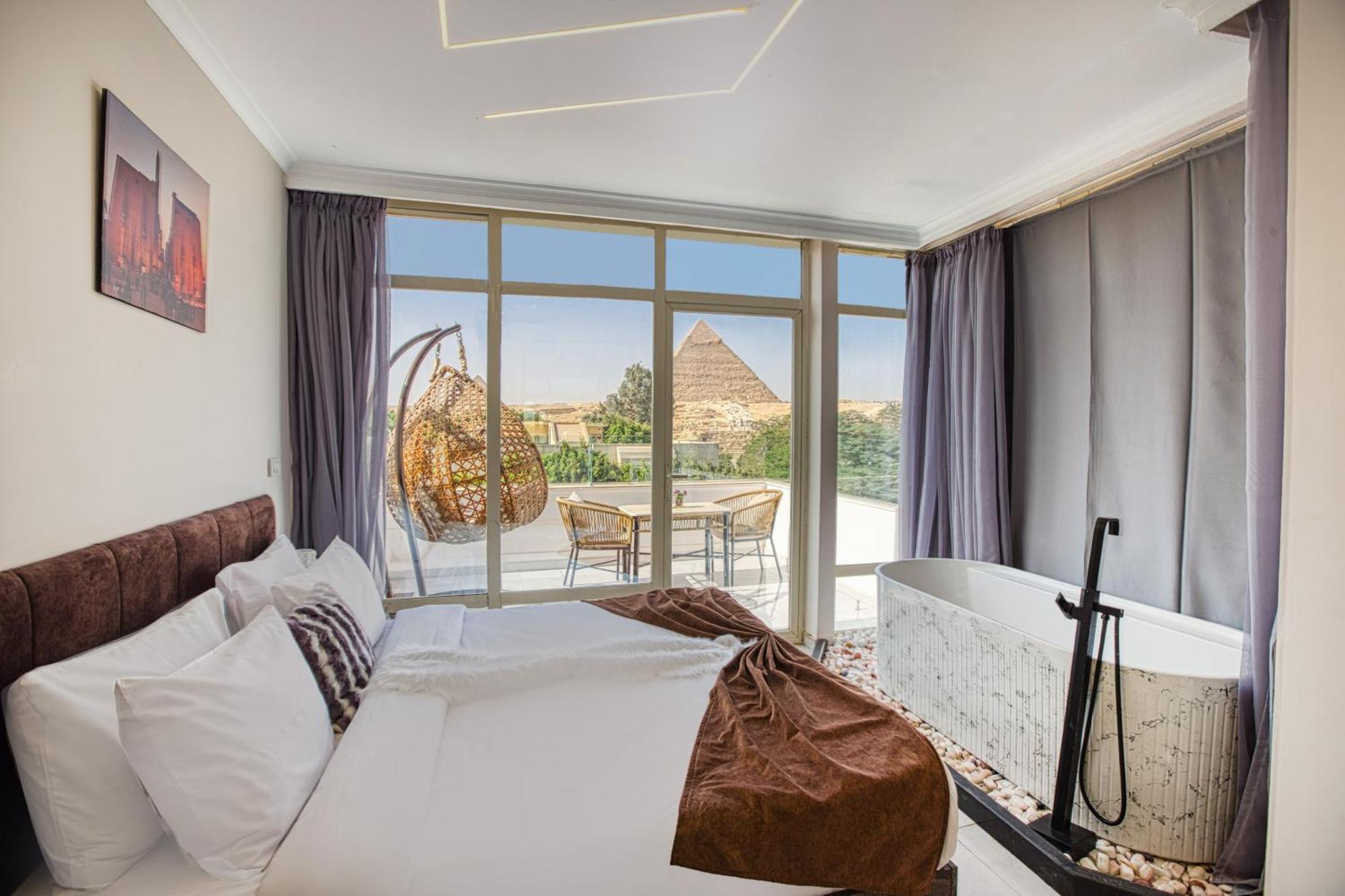 Tree Lounge Pyramids View Inn , Sphinx Giza Kafrat al Jabal Exterior photo