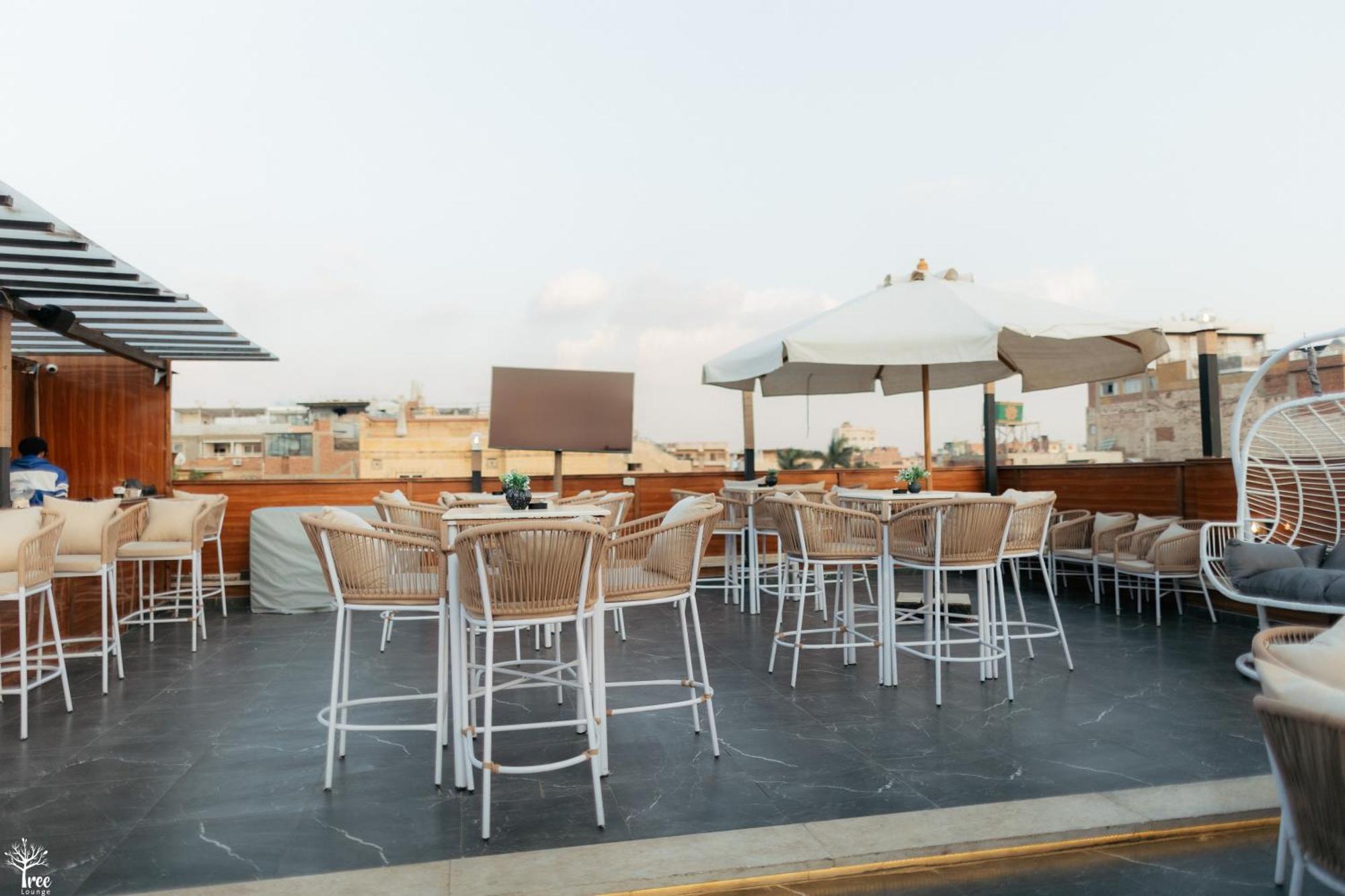 Tree Lounge Pyramids View Inn , Sphinx Giza Kafrat al Jabal Exterior photo